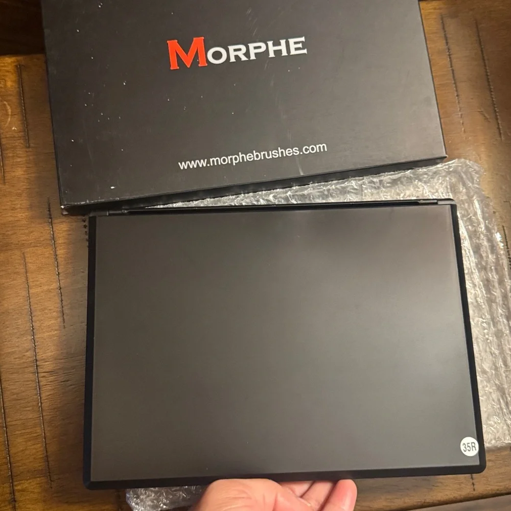 Morphe compact palette